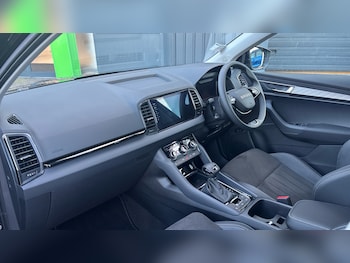 Used Skoda Karoq 2025 for sale - 76738632: Photo