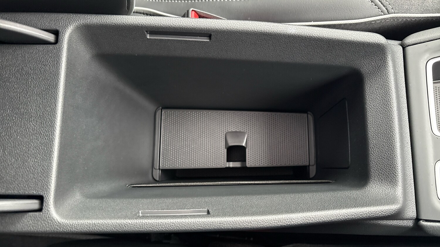 Used Skoda Enyaq 2025 for sale - 77366052: Photo 32