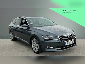 Used Skoda Superb 2019 for sale - 79760566: Photo