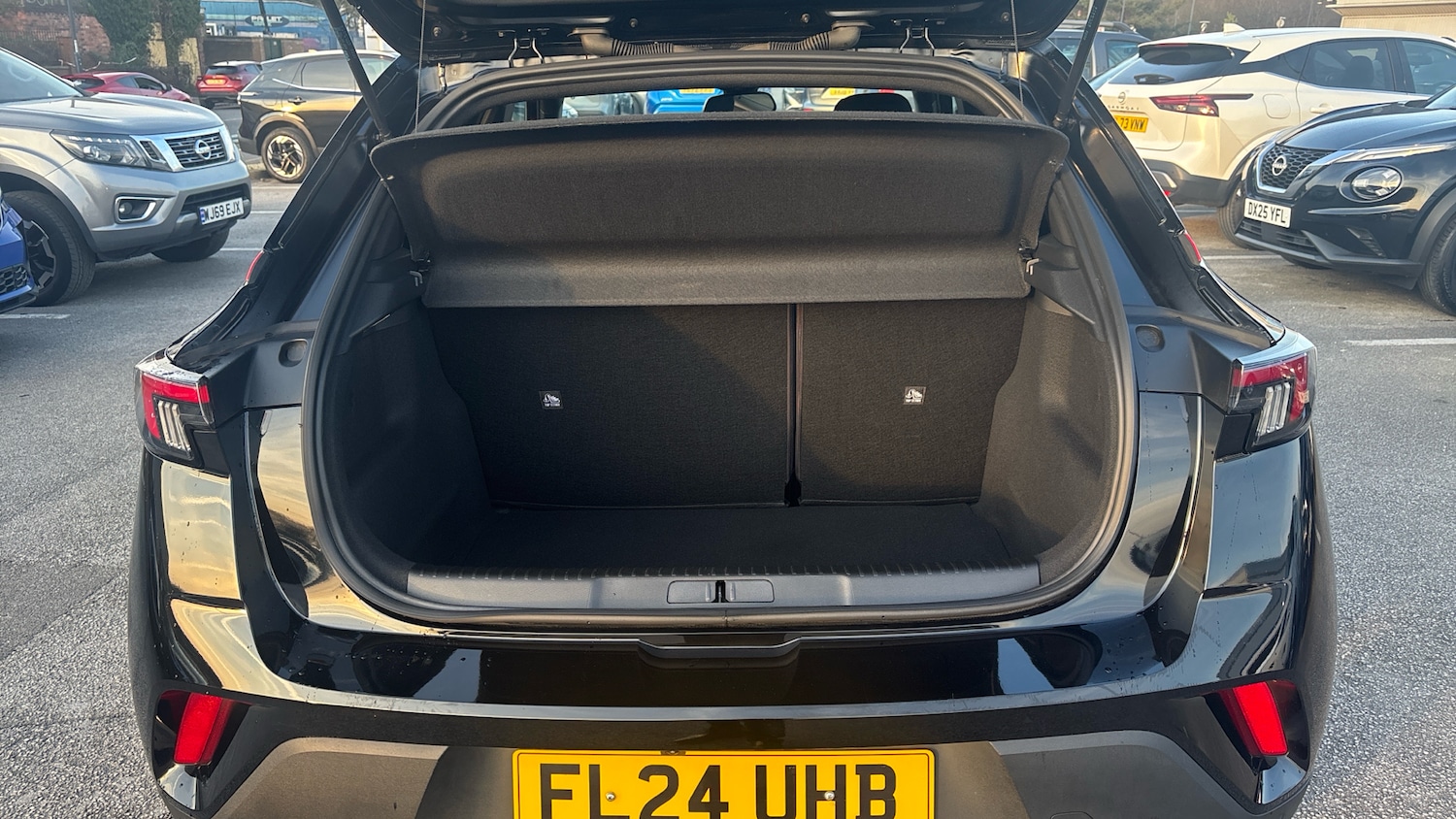 Used Vauxhall Mokka 2024 for sale - 77998202: Photo 4