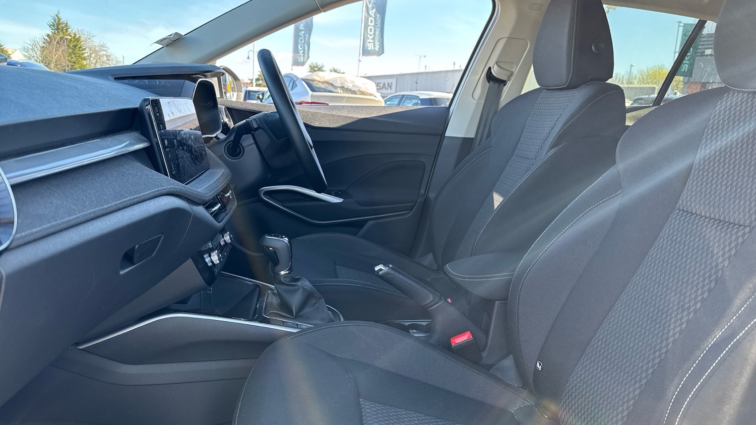 Used Skoda Fabia 2024 for sale - 78064339: Photo 2