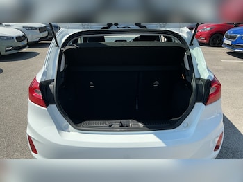 Used Ford Fiesta 2018 for sale - 79367980: Photo