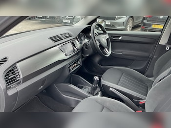 Used Skoda Fabia 2019 for sale - 79041942: Photo