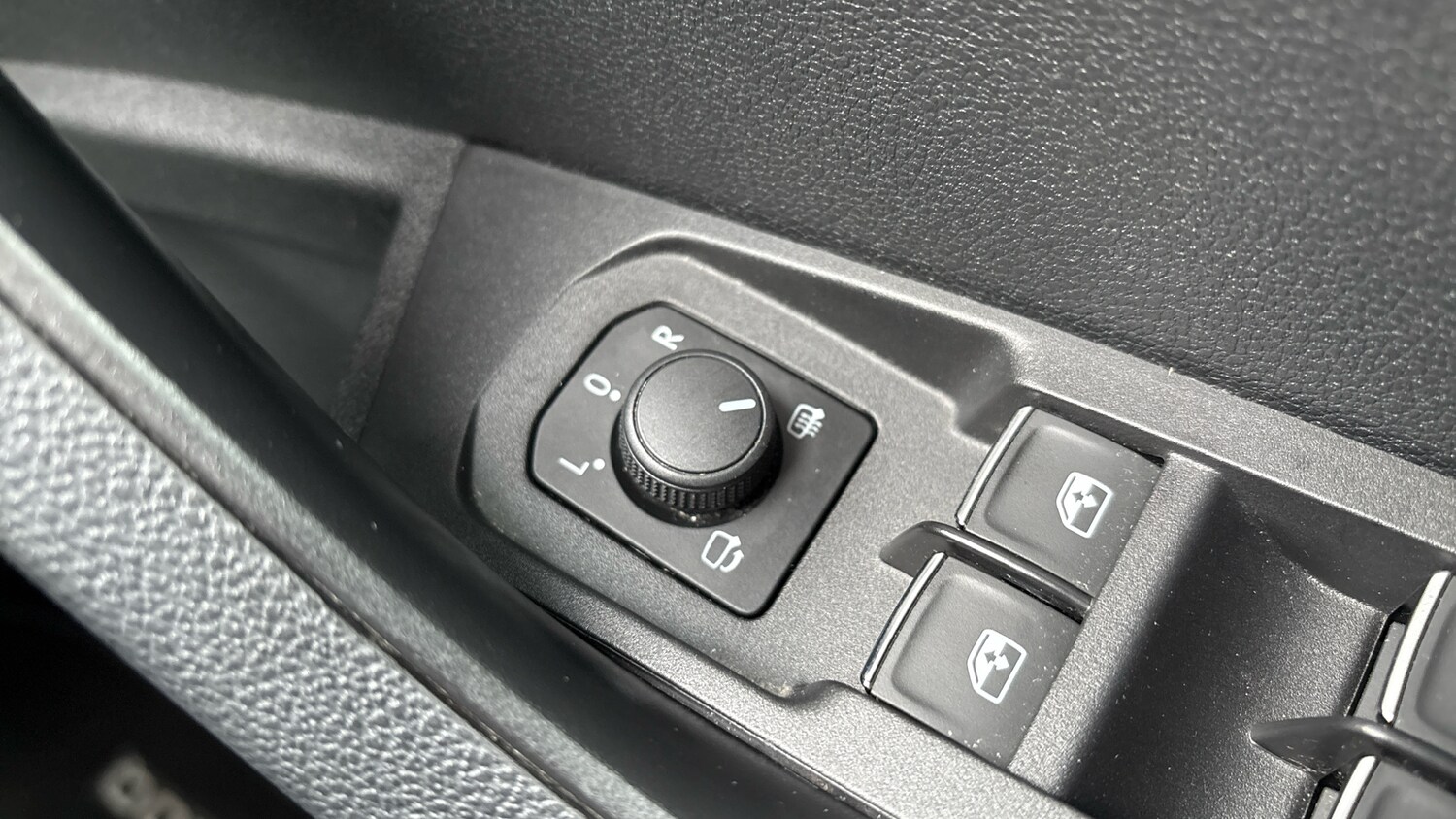 Used Skoda Karoq 2019 for sale - 77567597: Photo 31