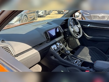 Used Skoda Karoq 2025 for sale - 76707159: Photo