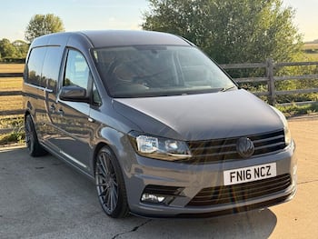 Used Volkswagen Caddy Maxi 2016 for sale - 79828700: Photo