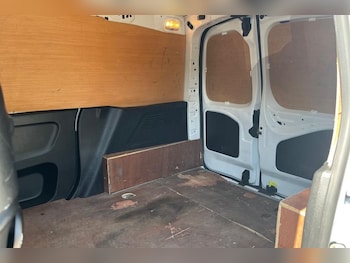 Used Citroen Berlingo 2020 for sale - 79436862: Photo