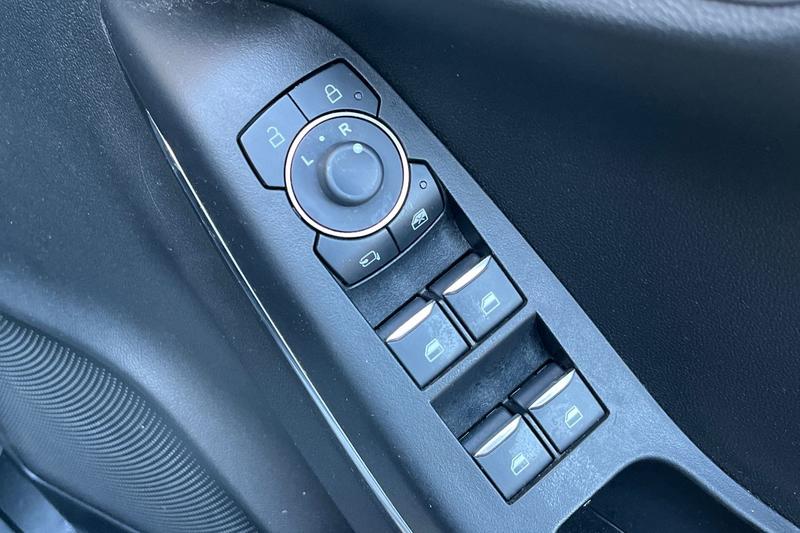 Used Ford Puma 2023 for sale - 76653392: Photo 16