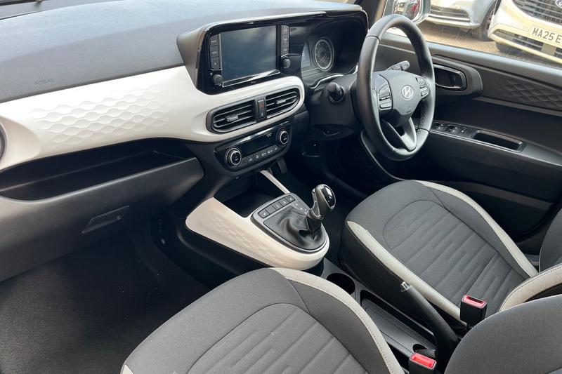 Used Hyundai i10 2022 for sale - 75972899: Photo 18