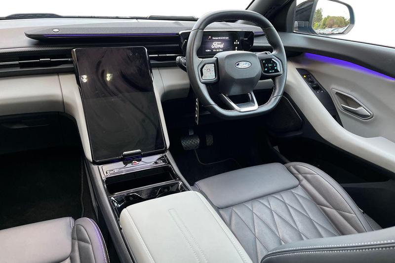 Used Ford Explorer 2024 for sale - 76718946: Photo 11