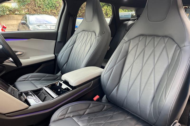 Used Ford Explorer 2024 for sale - 76718946: Photo 19