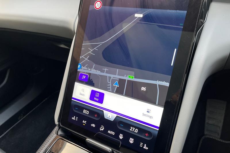 Used Ford Explorer 2024 for sale - 76718946: Photo 30