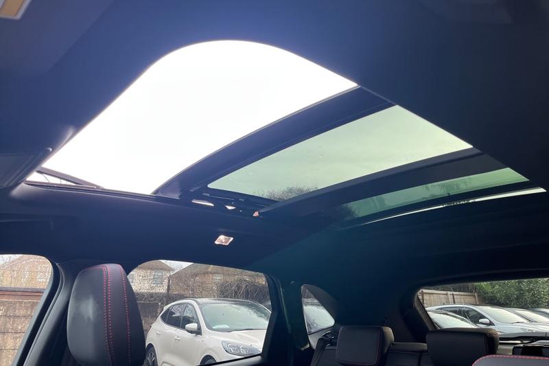 Used Ford Kuga 2025 for sale - 76866913: Photo 33