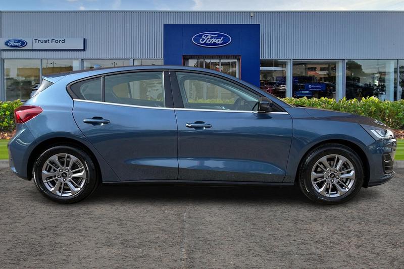 Used Ford Focus 2024 for sale - 77965793: Photo 3