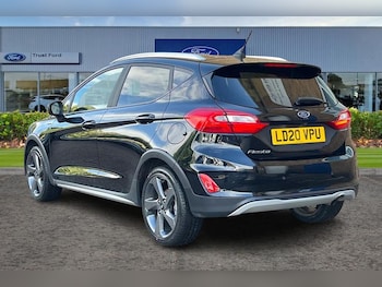 Used Ford Fiesta 2020 for sale - 75932150: Photo