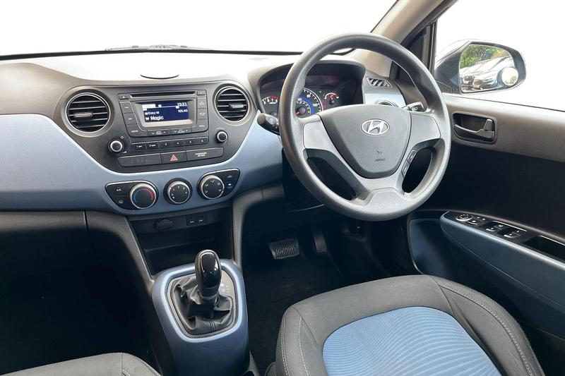 Used Hyundai i10 2015 for sale - 76514313: Photo 11