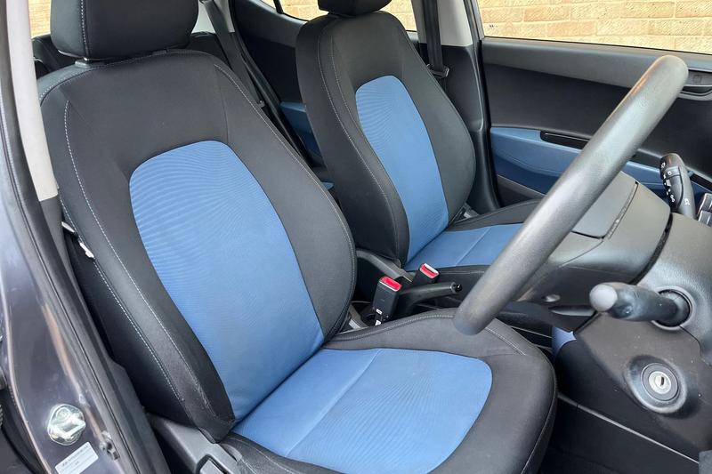 Used Hyundai i10 2015 for sale - 76514313: Photo 17