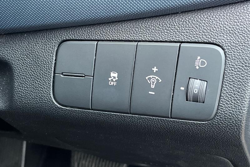 Used Hyundai i10 2015 for sale - 76514313: Photo 24