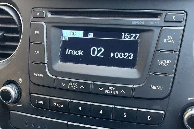 Used Hyundai i10 2015 for sale - 76514313: Photo 29