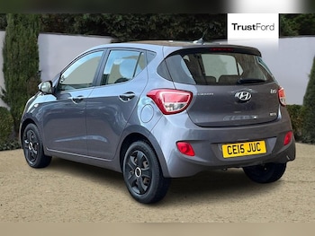 Used Hyundai i10 2015 for sale - 76514313: Photo