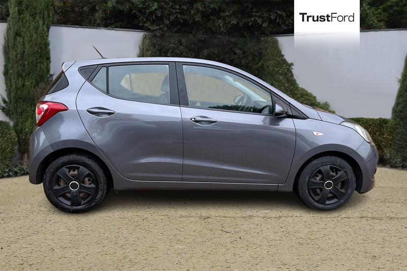 Used Hyundai i10 2015 for sale - 76514313: Photo 3