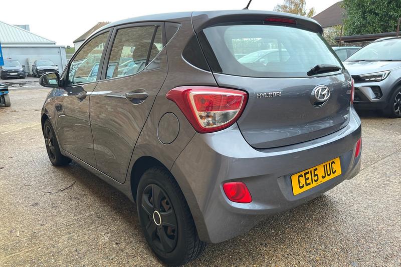 Used Hyundai i10 2015 for sale - 76514313: Photo 35