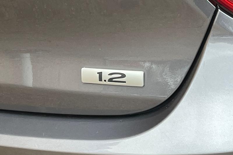 Used Hyundai i10 2015 for sale - 76514313: Photo 38