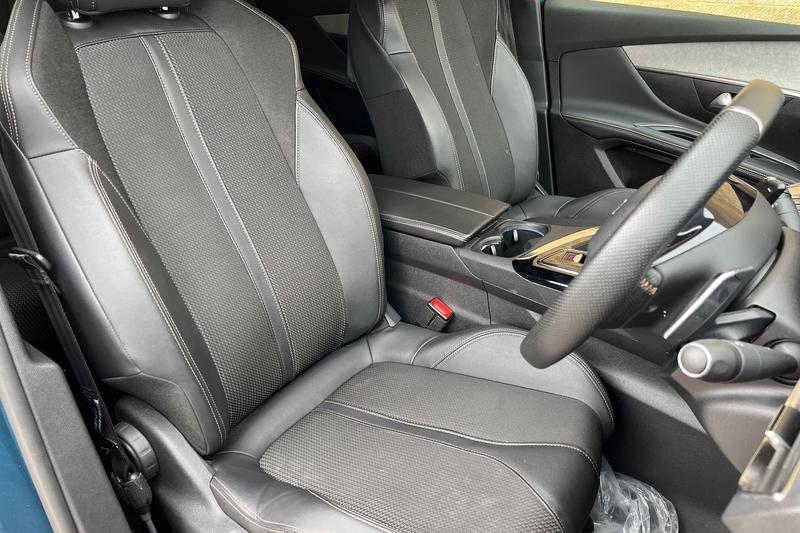 Used Peugeot 5008 2023 for sale - 77462443: Photo 17