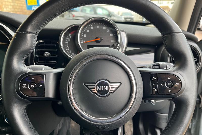 Used MINI Hatch 2022 for sale - 76494630: Photo 12