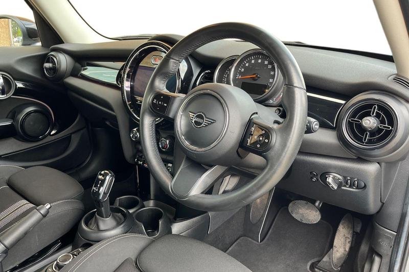 Used MINI Hatch 2022 for sale - 76494630: Photo 9