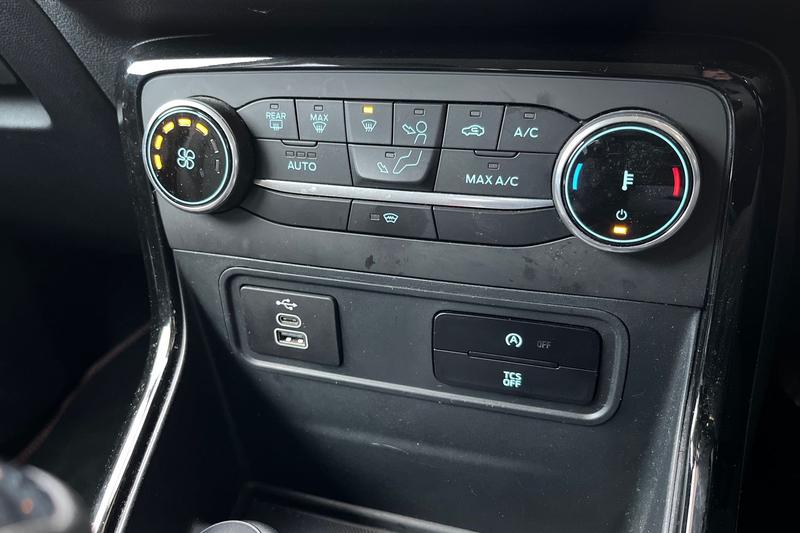 Used Ford Ecosport 2022 for sale - 76634801: Photo 32