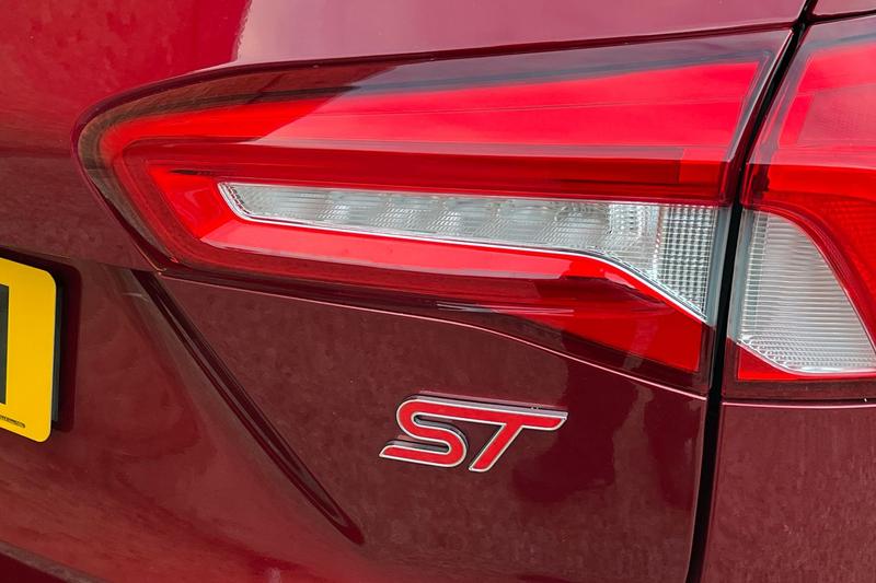 Used Ford Focus 2019 for sale - 76649706: Photo 40