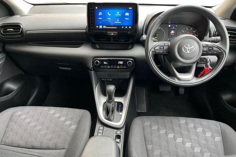 Used Toyota Yaris 2024 for sale - 77747002: Photo 10