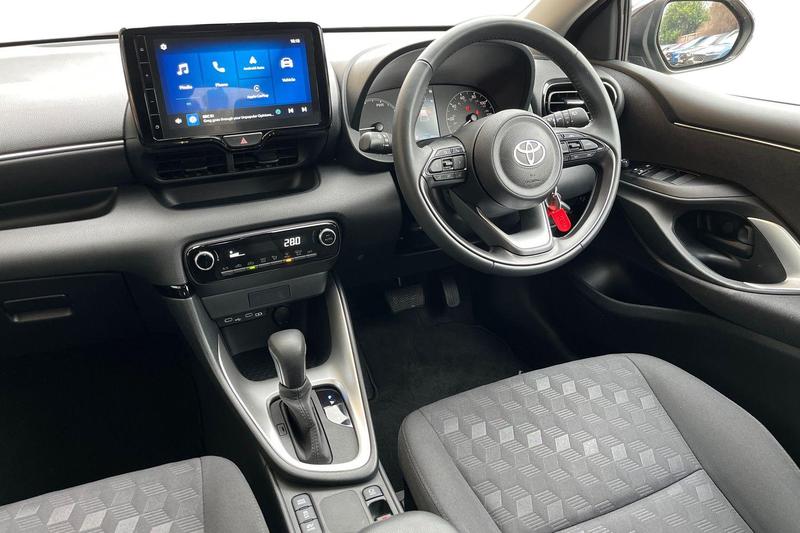 Used Toyota Yaris 2024 for sale - 77747002: Photo 11