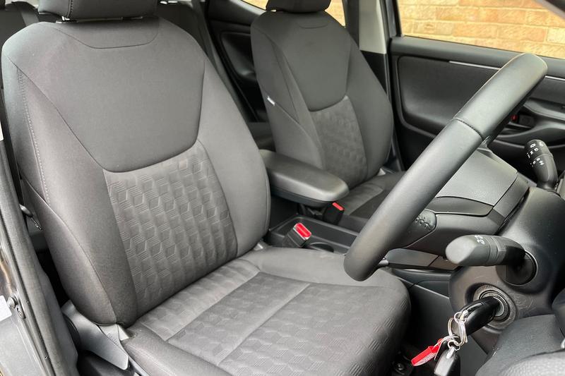 Used Toyota Yaris 2024 for sale - 77747002: Photo 17