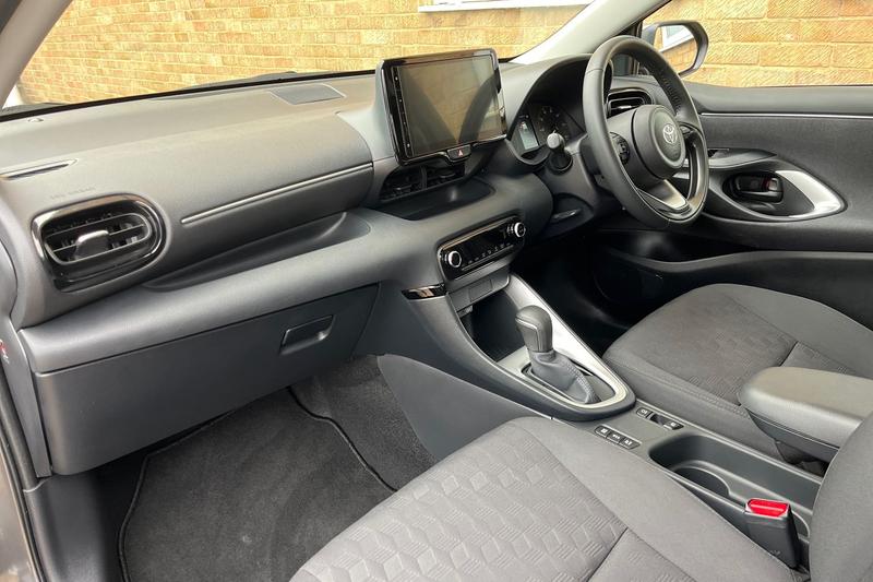 Used Toyota Yaris 2024 for sale - 77747002: Photo 18