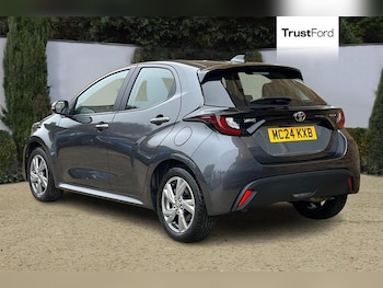 Used Toyota Yaris 2024 for sale - 78706234: Photo