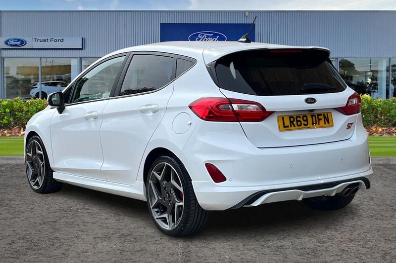 Used Ford Fiesta 2019 for sale - 78206088: Photo 2