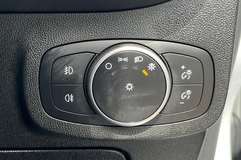 Used Ford Fiesta 2019 for sale - 78206088: Photo 28