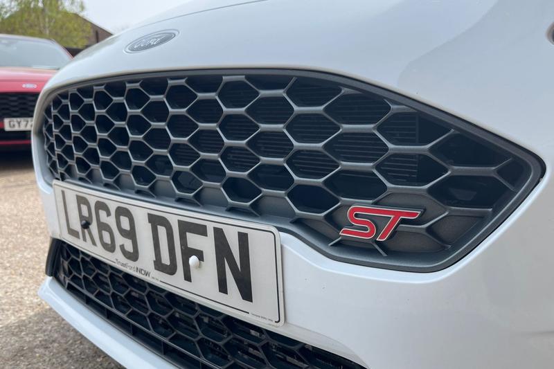 Used Ford Fiesta 2019 for sale - 78206088: Photo 39