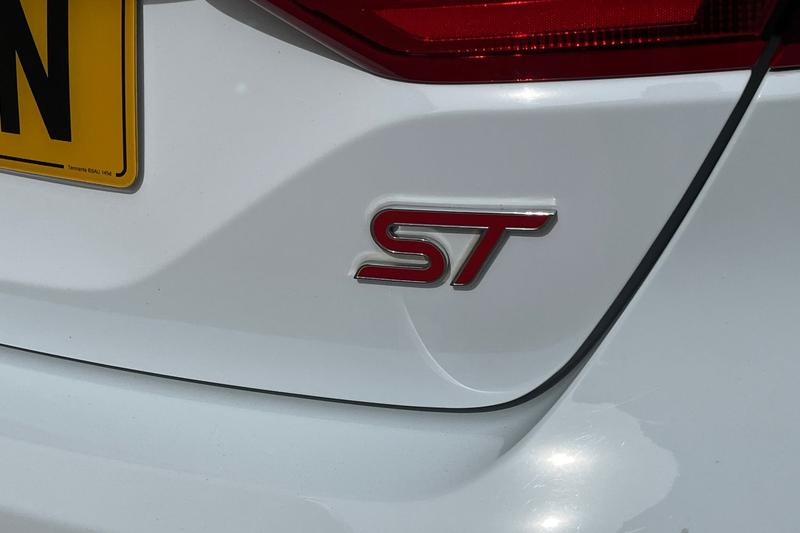 Used Ford Fiesta 2019 for sale - 78206088: Photo 40