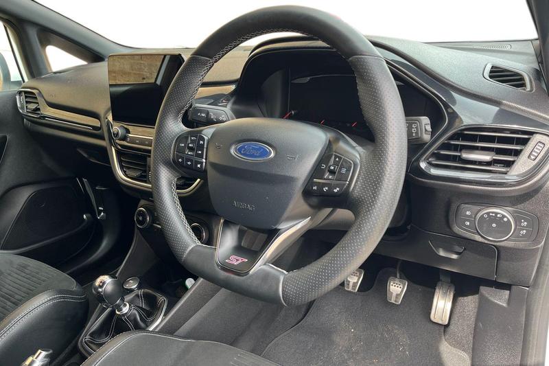 Used Ford Fiesta 2019 for sale - 78206088: Photo 9