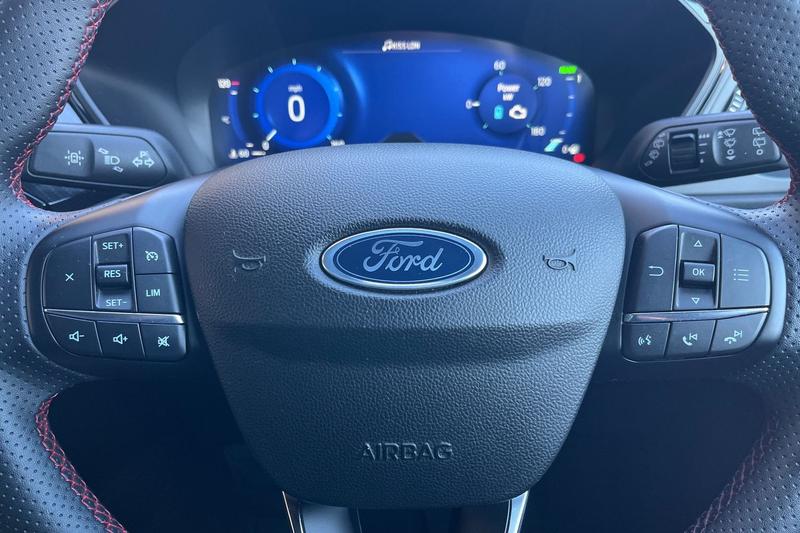 Used Ford Kuga 2023 for sale - 76957142: Photo 12