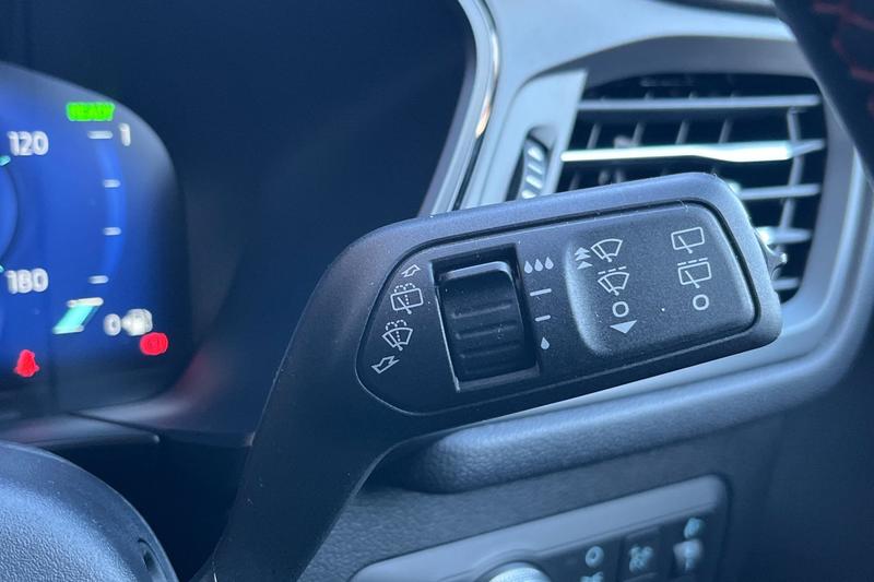 Used Ford Kuga 2023 for sale - 76957142: Photo 15