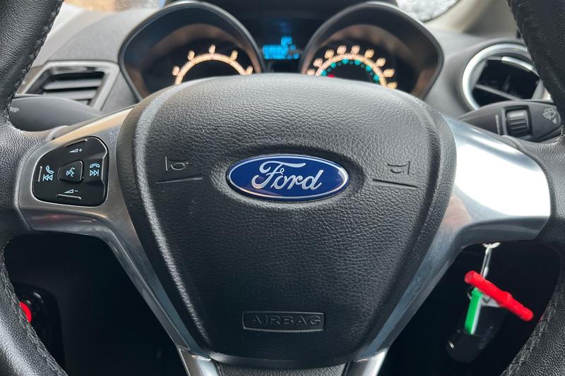 Used Ford Fiesta 2015 for sale - 77301297: Photo 12