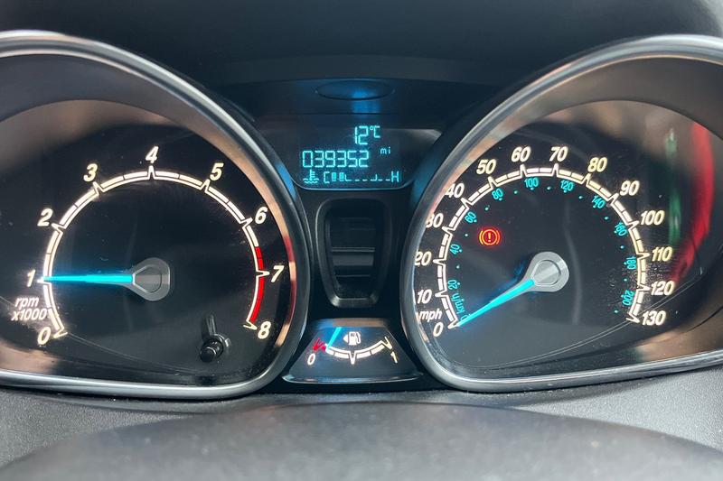 Used Ford Fiesta 2015 for sale - 77301297: Photo 13