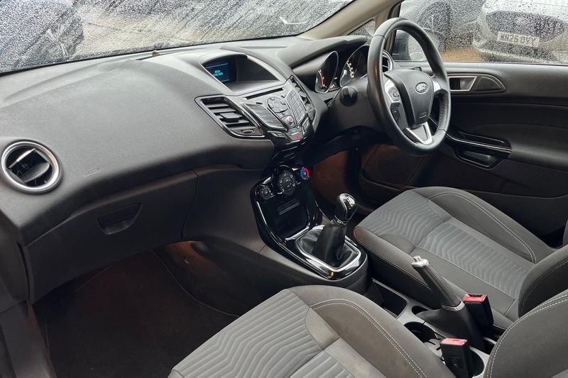 Used Ford Fiesta 2015 for sale - 77301297: Photo 18