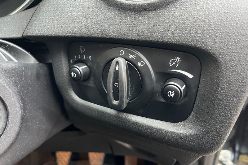 Used Ford Fiesta 2015 for sale - 77301297: Photo 24