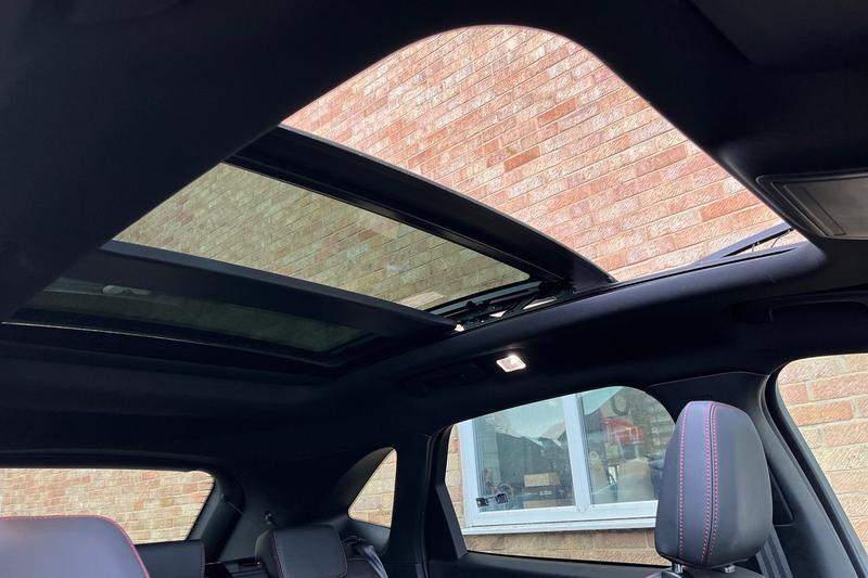 Used Ford Kuga 2024 for sale - 76508136: Photo 30