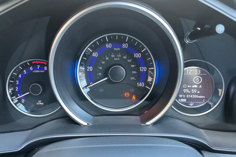 Used Honda Jazz 2017 for sale - 77393905: Photo 13